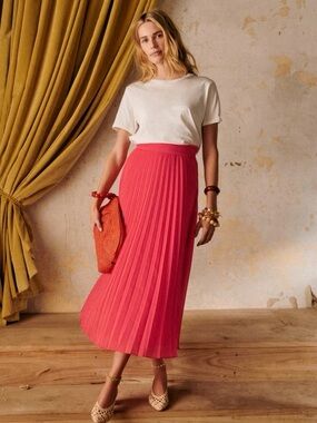 Sezane Dune Pleated Midi Skirt in Coral Size FR34/US2